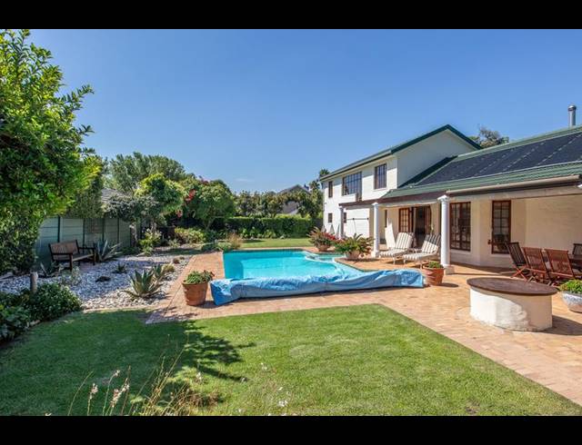 5 BEDROOM HOUSE FOR SALE IN TOKAI